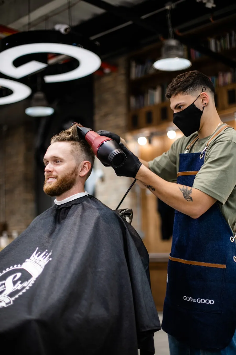 Détail du salon et du travail de coiffure (4)